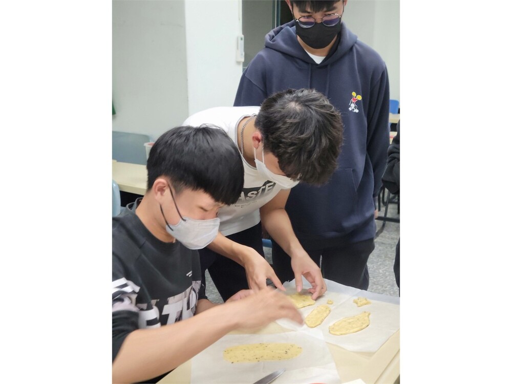 圖片說明